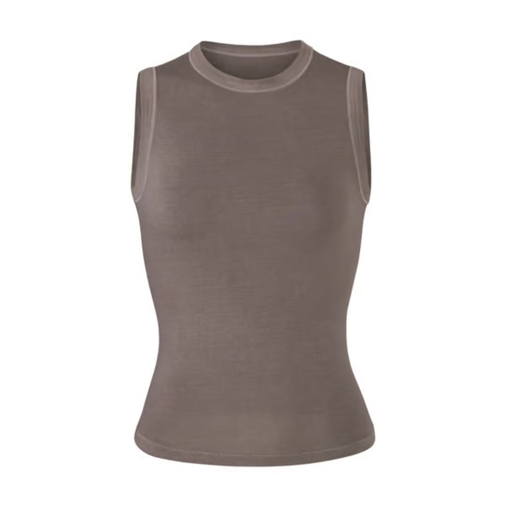 Skims Outdoors Tank